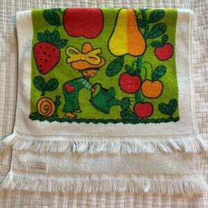 Vintage Cannon Cottagecore Cotton Made in USA Kitchen Fruit Garden Dish Towel